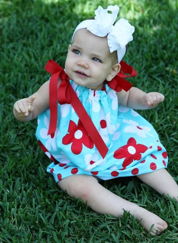 Girls Pillowcase Dress, Pretty Daisies in Aqua, sizes 6 months to 6T, by SunLoveShirts