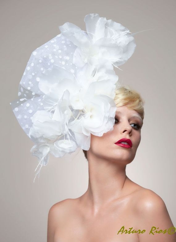 Bridal Fascinator, Wedding Hat, Couture Hat, Veil