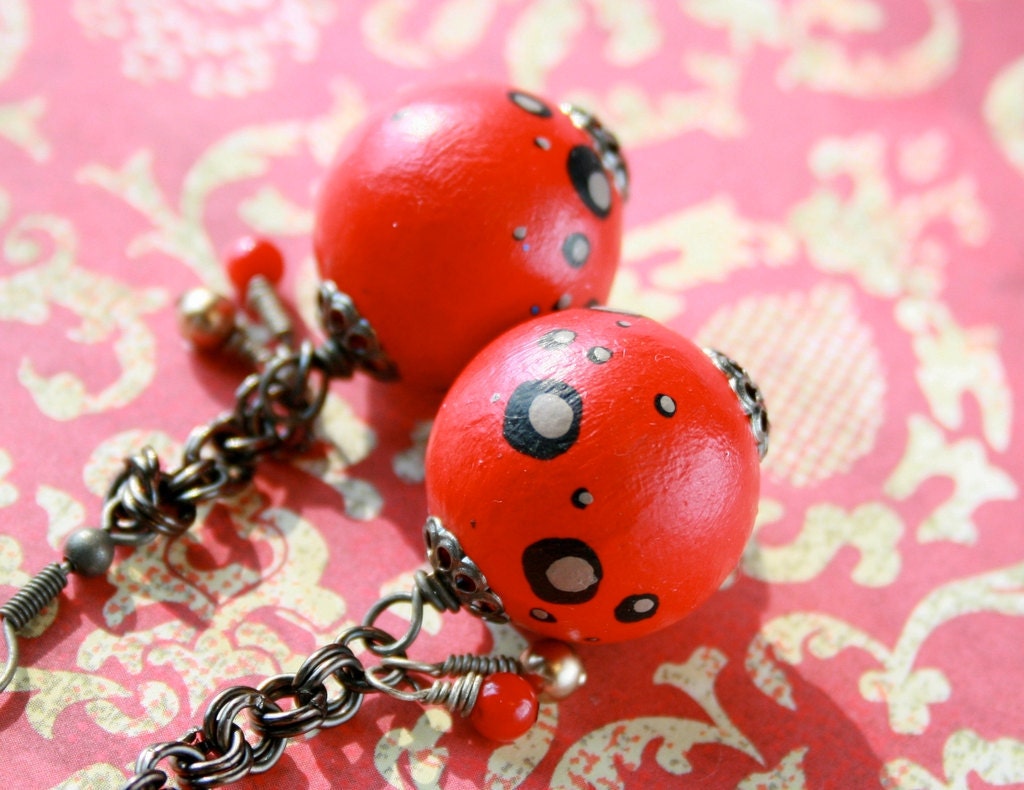 Beige Revolution Earrings with scarlett red handpainted wood beads, red coral and golden swarovski pearls, and gun metal chain