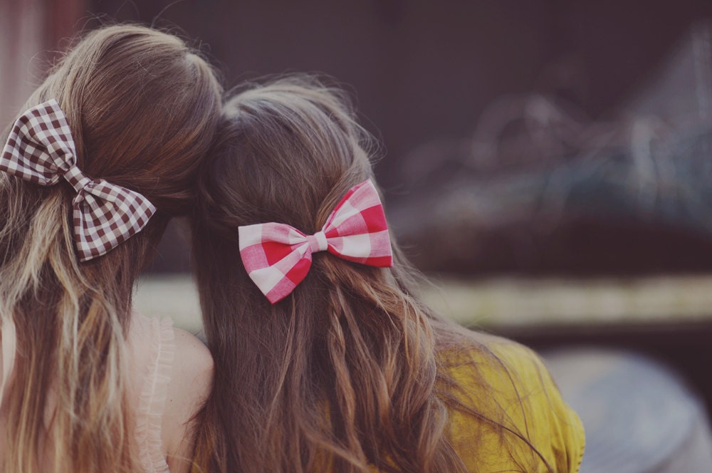 Vintage Red Bow Hair Clip /// Jules