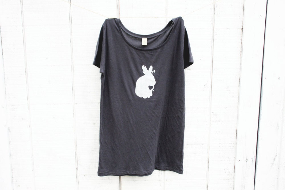 Alice in Wonderland - Tshirt - Bunny Rabbit - Heart - Women - Animal - Rabbit Shirt - Small, Medium, Large, XL - Clothing
