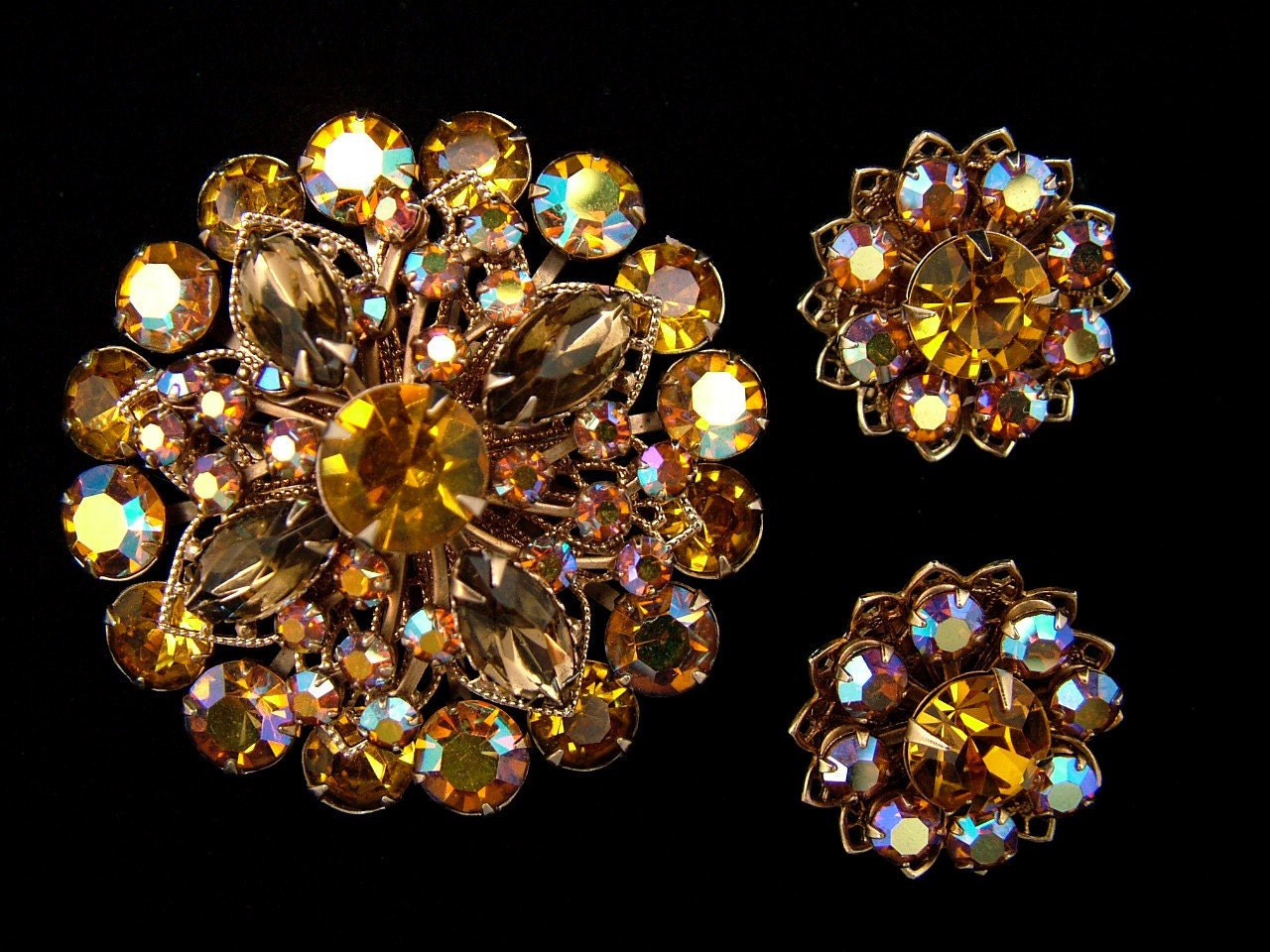 Vintage Layered Brooch Earrings Set Aurora Borealis Demi Parure
