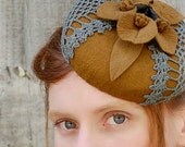 Golden Fascinator Hat Pillbox Mini Hat Vintage Style Antuaue Gold and Turquoise