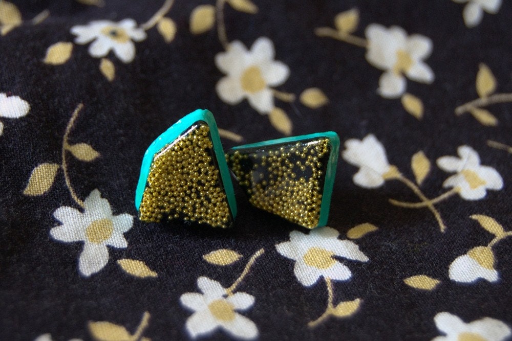 Geometric Mint Posts in Black