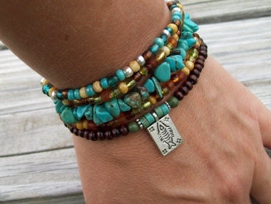 Turquoise Chip Bohemian Stack Bracelets With Lucky Fish Charm - Stretch Bracelets
