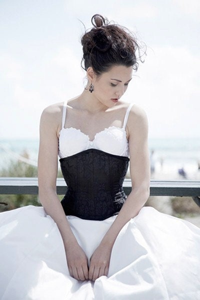 Waist shaping Etoile corset Black Brocade HOURGLASS