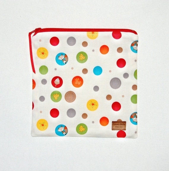 Foxy Dots - Sandwich Size Reusable Bag - Eco Friendly - Zippered Bag - Zipper Closure