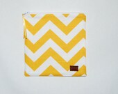 Sandwich Size Reusable Bag - Yellow and White Chevron Stripe