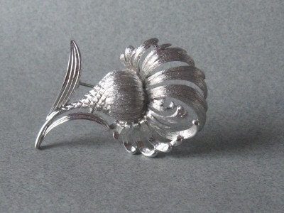 Vintage Monet Silver Tone Flower Brooch