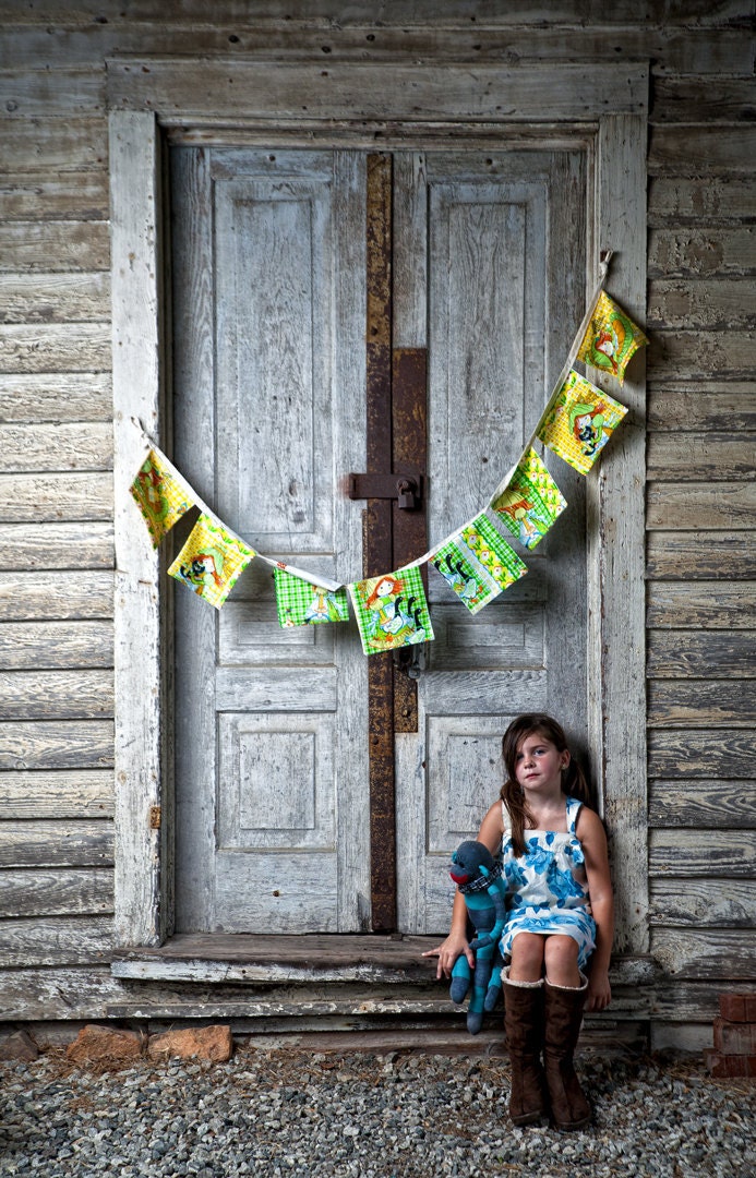 Reversible Banner Pennant Bunting in Vintage fabrics Ready to Ship  7 flags OOAK one of a kind