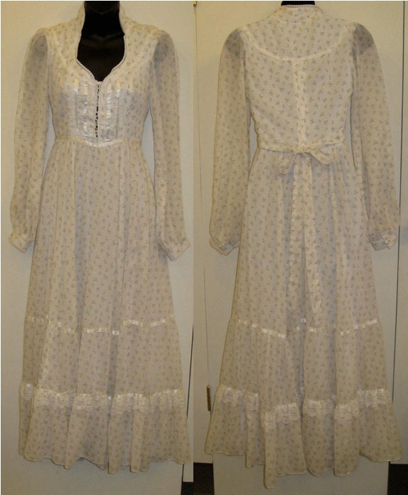 Vintage 1970's Gunne Sax Corset Wedding Gown Maxi Dress Victorian inspired Small