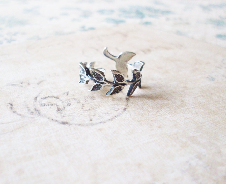 Silver Laurel Leaf Ring Silver Leaf Ring Silver Branch Ring Silver Wreath Ring Woodland Ring Forest Ring Nature Ring Greek Ring Grecian Ring