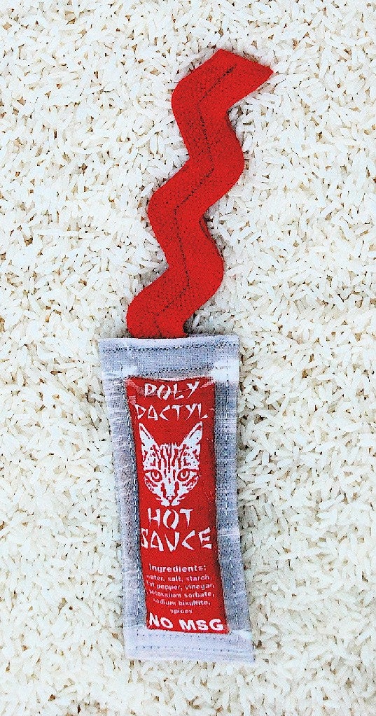 Squirting Hot Sauce Packet Cat Toy