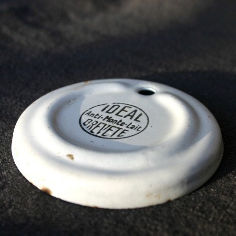 The Ideal enamel plate.