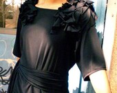 Jersey dress with ruffles on the shoulder,attached belt,Sleeves elbow length,(Can ship 2-3 days after payment)