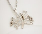Personalized Family Tree Necklace Custom Initial Leaf Silver Initial Necklace Family Tree Jewelry Tree Pendant Necklace