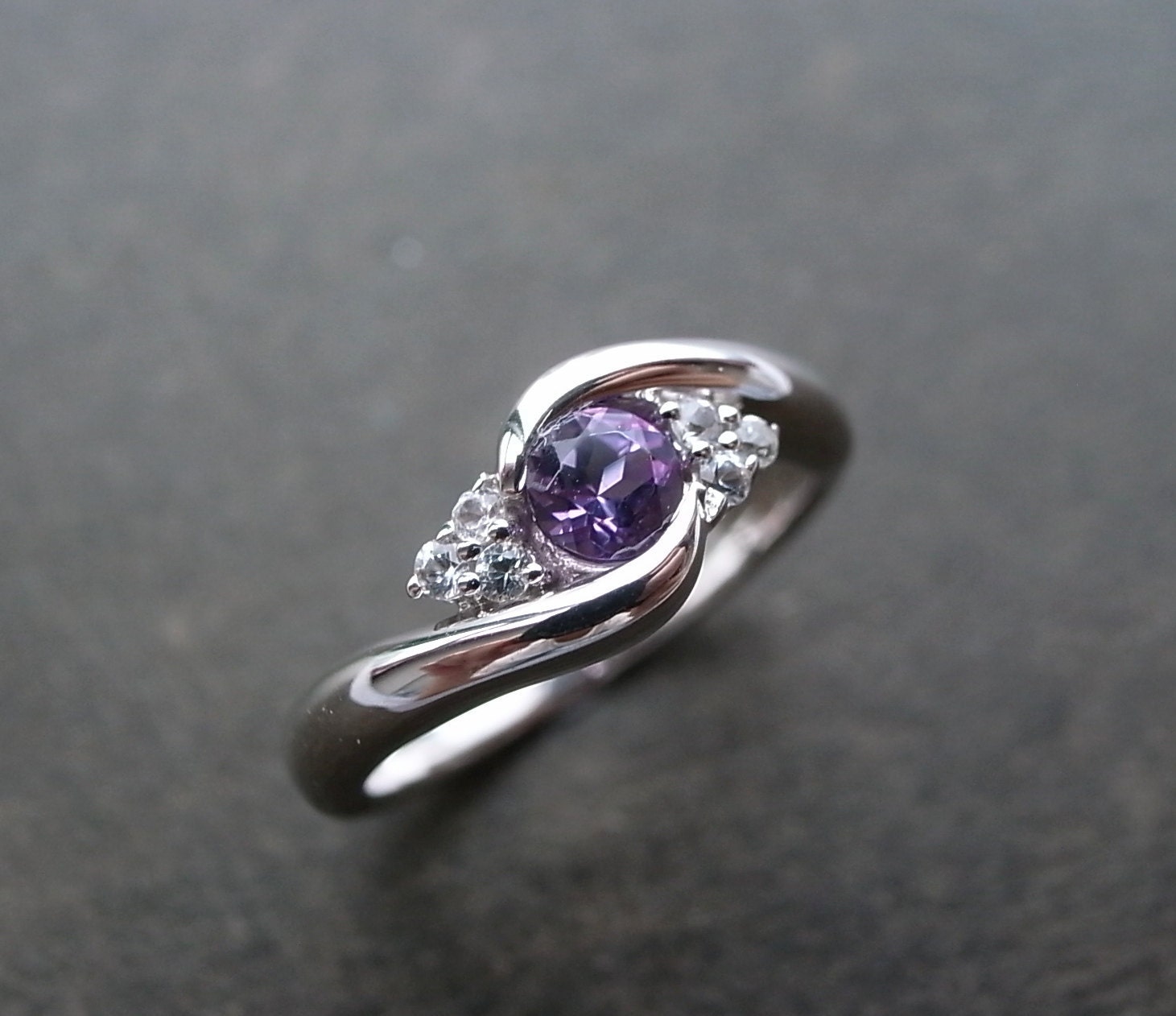 Wedding Ring with Amethyst and White Sapphire in 14K White Gold