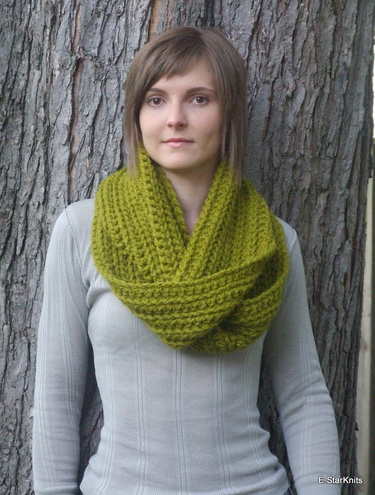 chunky infinity loop scarf cowl neck warmer - lemongrass - the sonja
