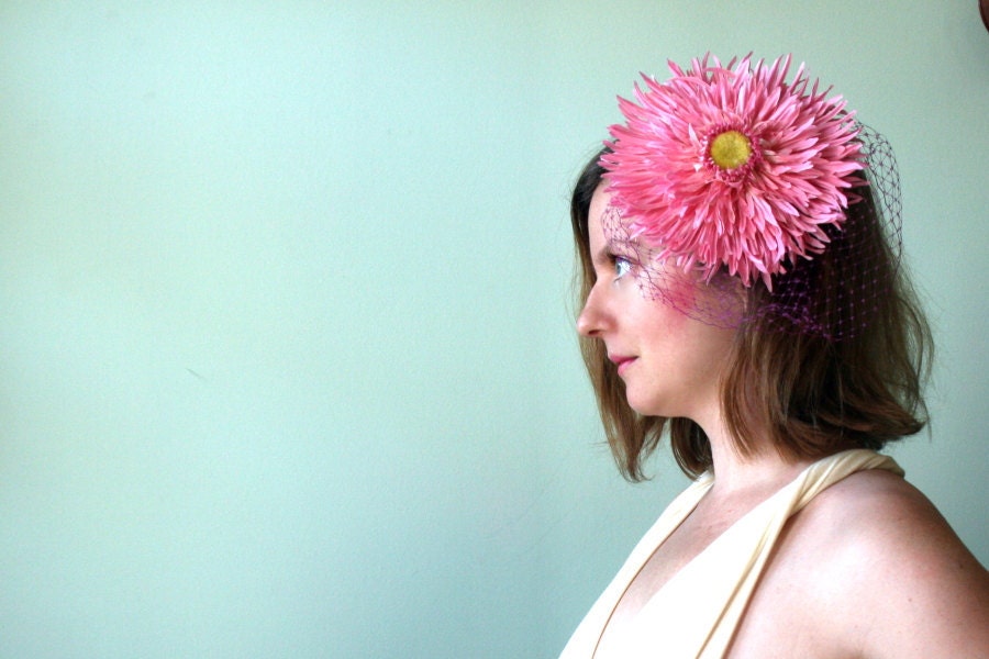 SALE - Ruffle Daisy Cocktail Hat with Red Veiling - Bridesmaid - Wedding - Easter - Kentucky Derby - Ascot