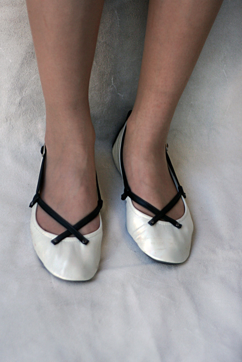 The Black/White Pomegranate - Handmade Leather ballet flat shoes - CUSTOM FIT