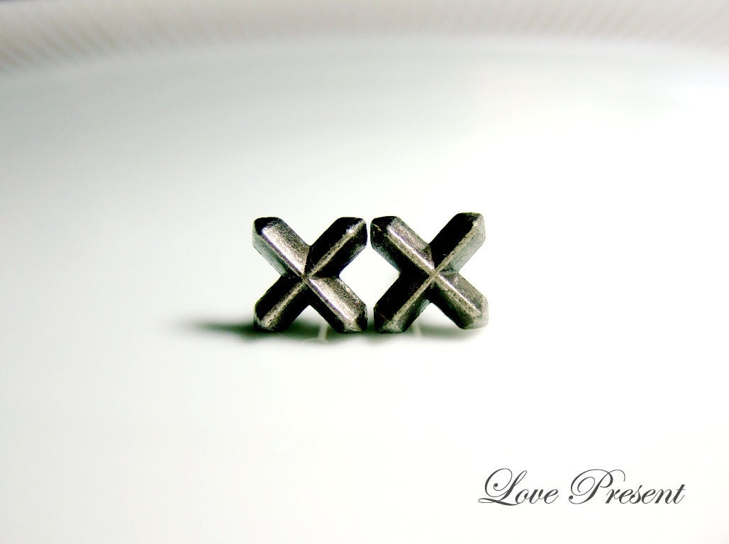 Rock N Roll and Punk Cross earrings stud style - Color Vintage Steel Grey