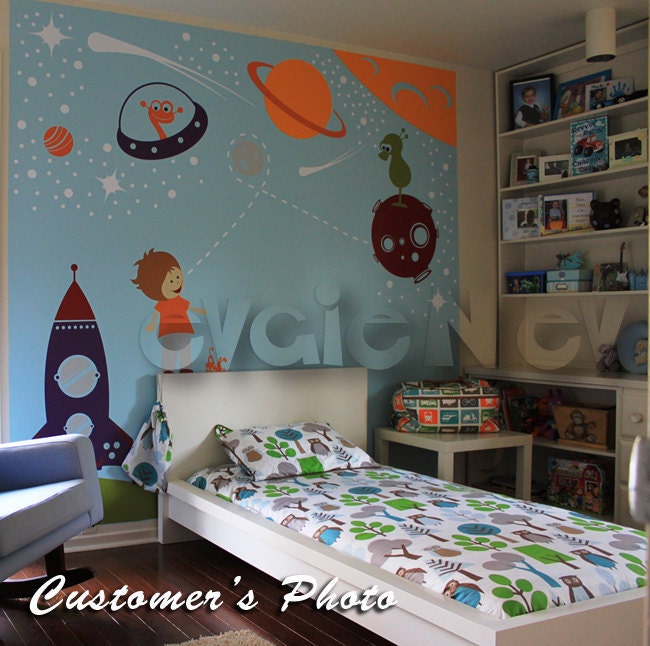 Space Wall Stickers with Stars, Spaceship and Astronaut - Nursery Children Wall Decals - PLOS010R