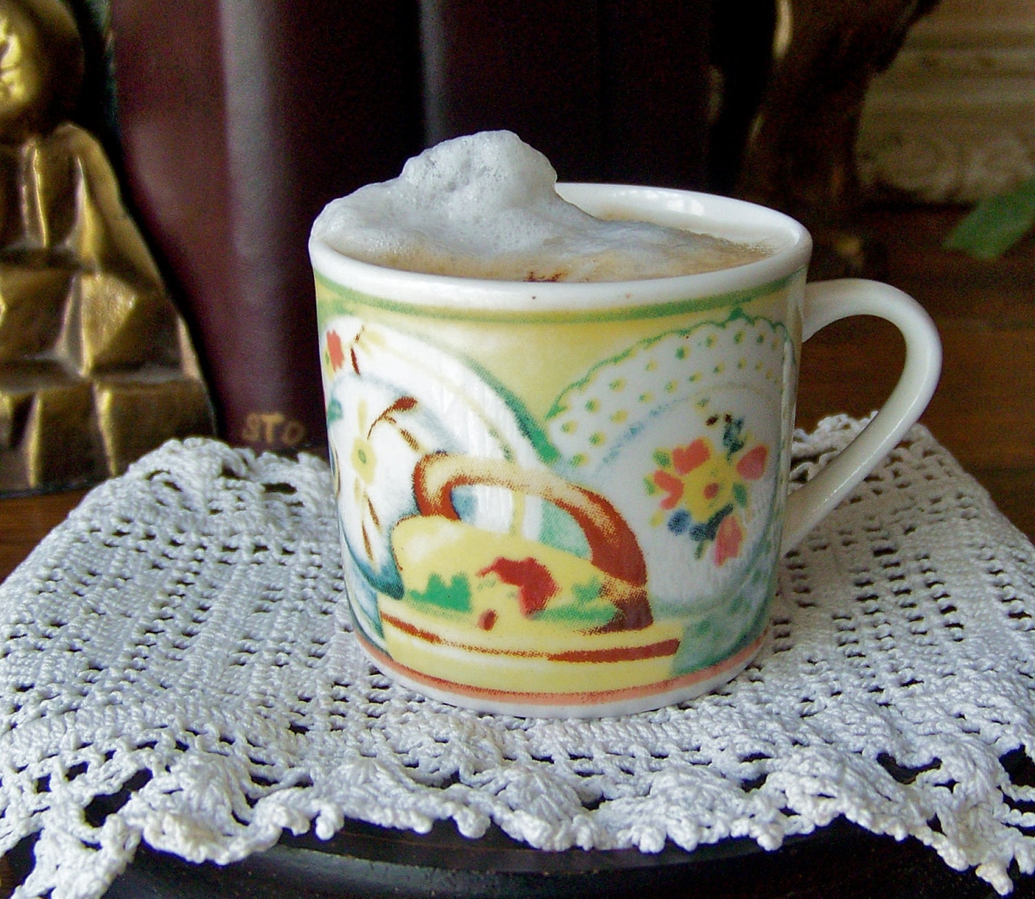 Vintage Demitasse Cup Country Kitchen Motif