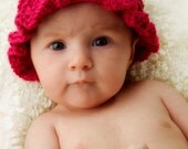 Pixie Bell Hat with Ruffled Edge Crochet Pattern (495)