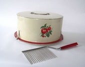 Vintage Cake Carrier Maid of Honor Holiday Gatherings Cake Storage