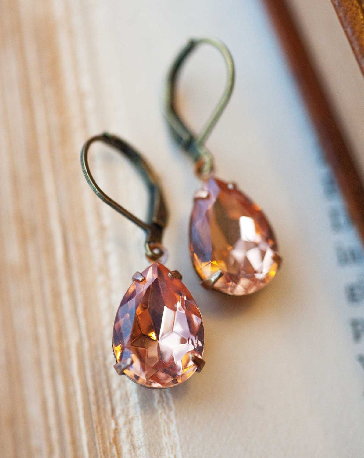 Dangle earrings peach earring bridesmaids gift vintage earrings wedding jewelry - Sweet Georgia Peach