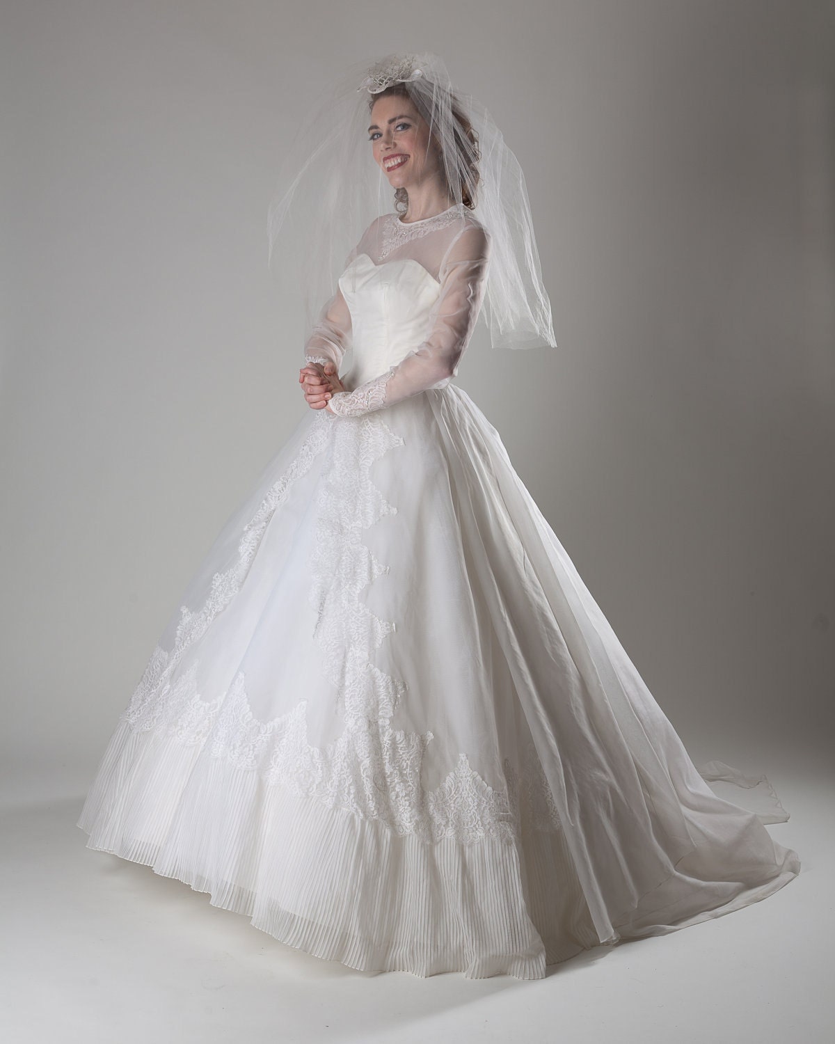Vintage 1950s Wedding Dress White Lace Aurora Borealis Sequin Bridal Fashions