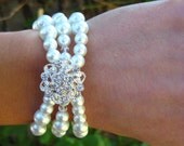 Pearl and Swarovski Crystal Bridal Jewelry, Rhinestone Brooch, Wedding Jewelry for brides and bridesmaids. Jewelry Gift Set, Cuff bracelet