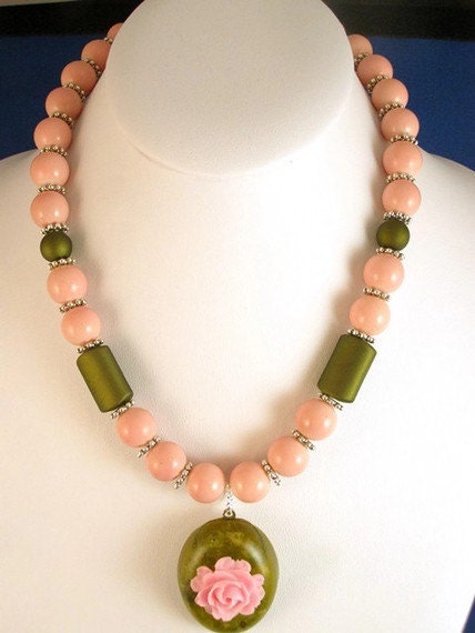 Bloom Necklace