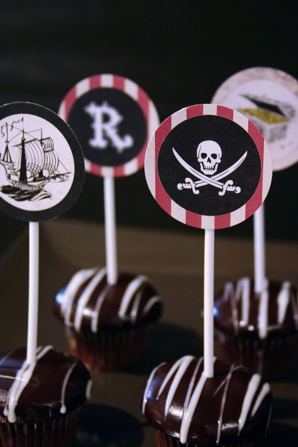 Pirate Boys Birthday Party Circles/Cupcake Toppers - DIY PRINTABLE FILE by Sassaby Il_570xn