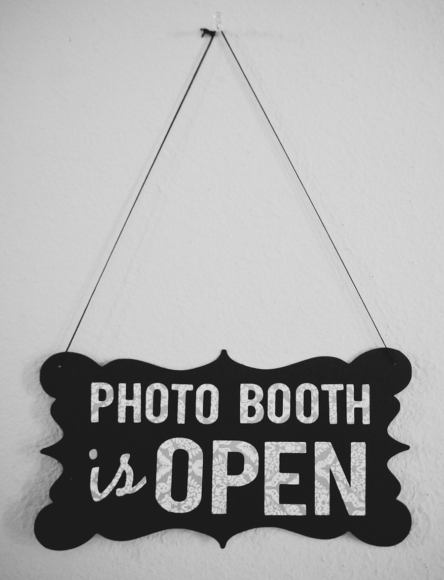 Photo Booth Prop - Open / Closed Sign (2-sided)