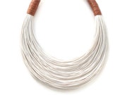 White and Cinnamon statement necklace - superlittlecute