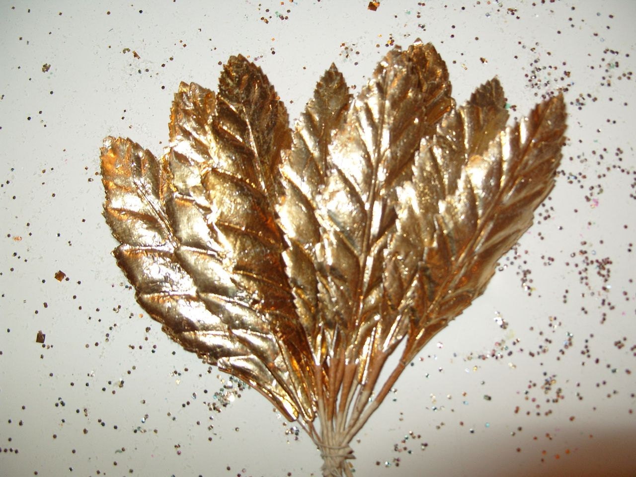 Millinery Flower Gold Foil Christmas Wreath Craft Corsage Paper Art Craft Leaves R