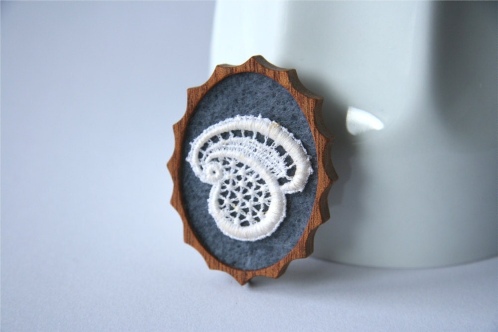 Vintage White Lace on Slate Grey Felt Wooden Brooch, Felt and Mahogany Series