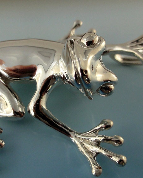 Tree Frog Pendant - SCOOTER - Sterling Silver Tree Frog Pendant