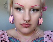 Pink and Purple Cameo/Setting Plastic Necklace
