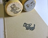 Black Cat Rubber Stamp - Standing Kitty -  Round 3/4" or 2.2cm on wood mount