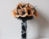 Paper Flowers Anemone Bridal Bouquet in black and peach  / Brautstrauss aus Papierblumen in pfirsich und schwarz
