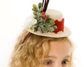 Blitzen Beauty Mini Top Hat Headband - Beige & Red: Fits toddler to adult Il_170x135