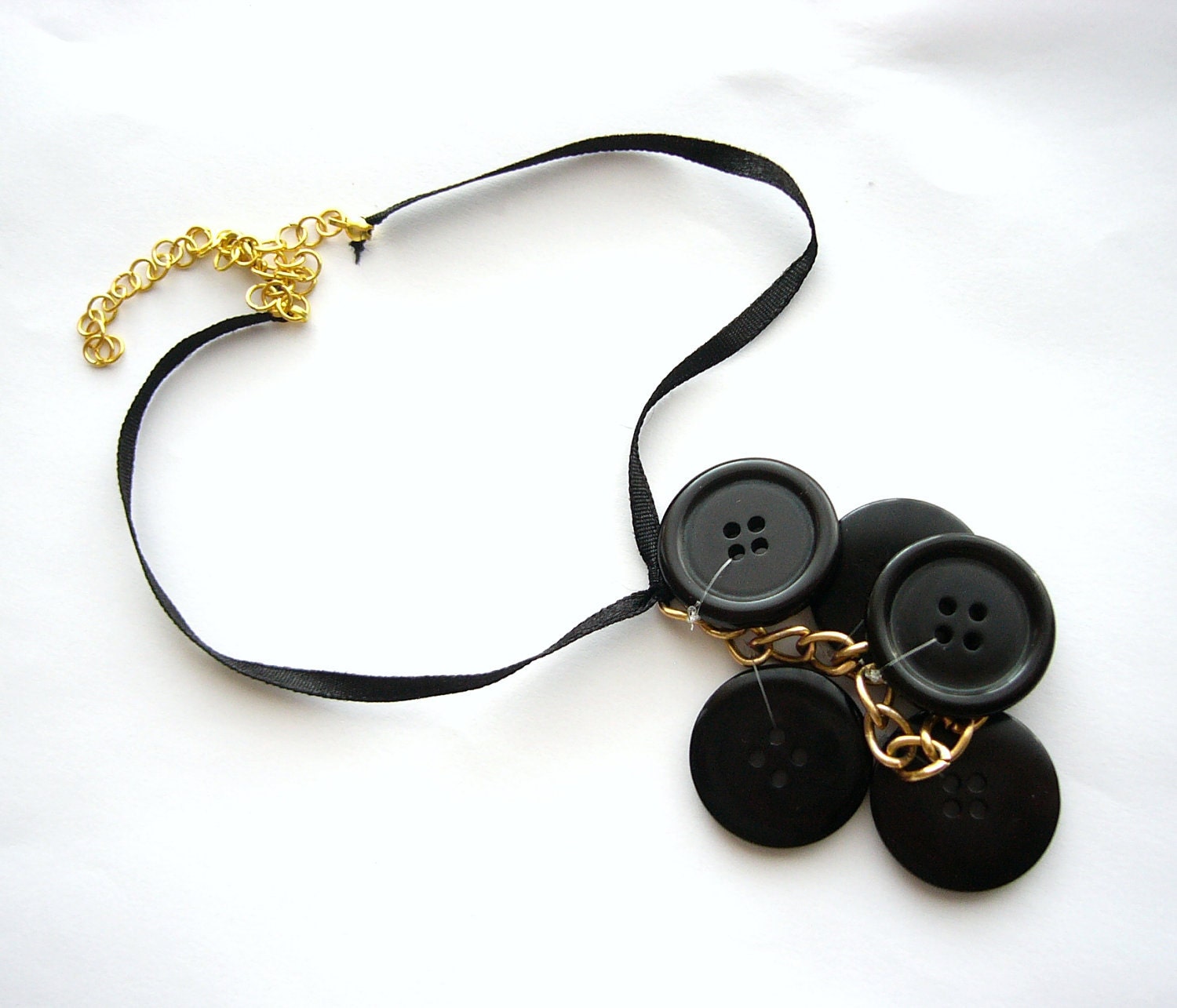 Upcycled necklace made of vintage buttons black & gold, eco friendly, boho chic, recycled