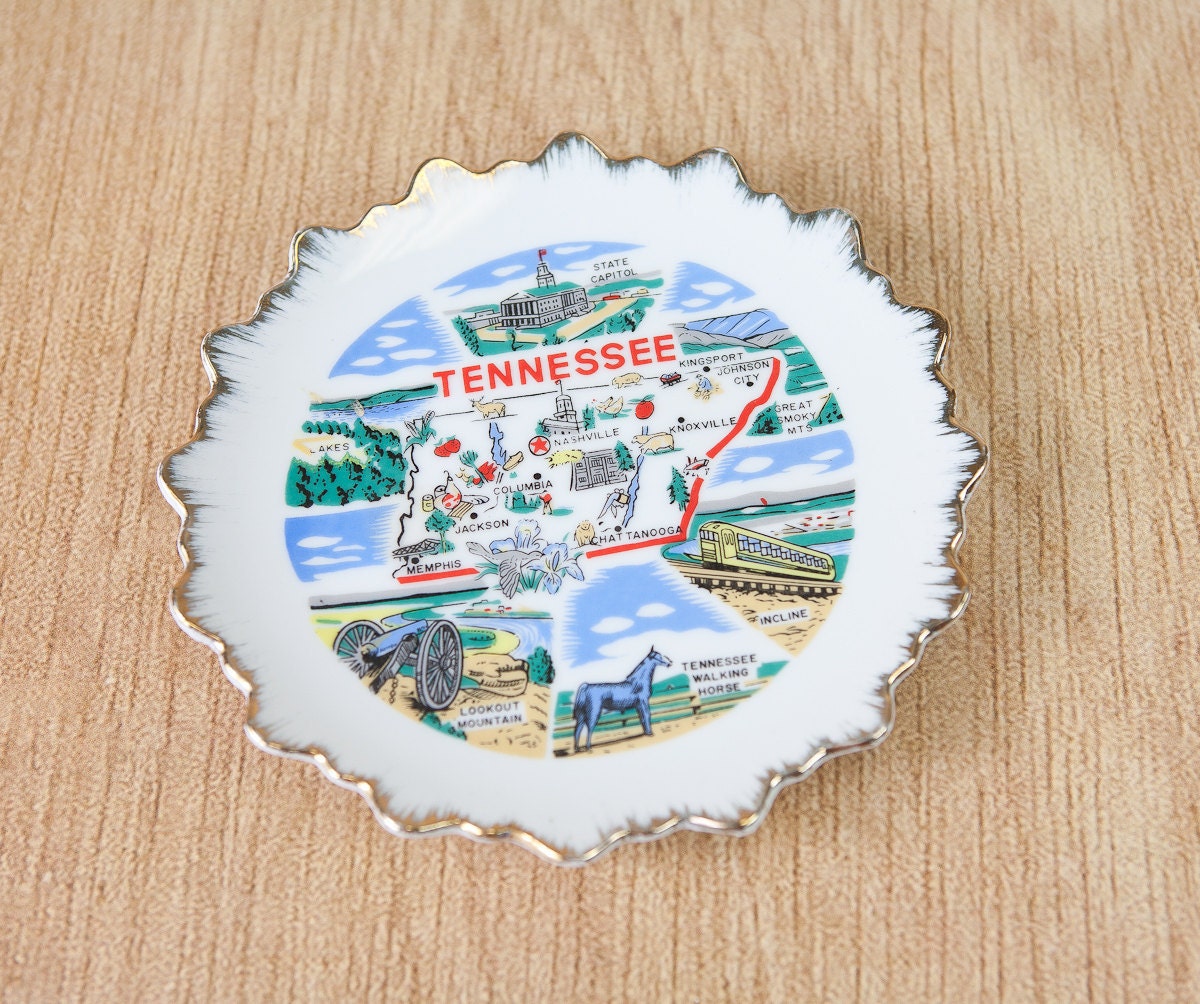 Tennessee Souvenir Plate, Porcelain with brushed gold & scalloped edge.
