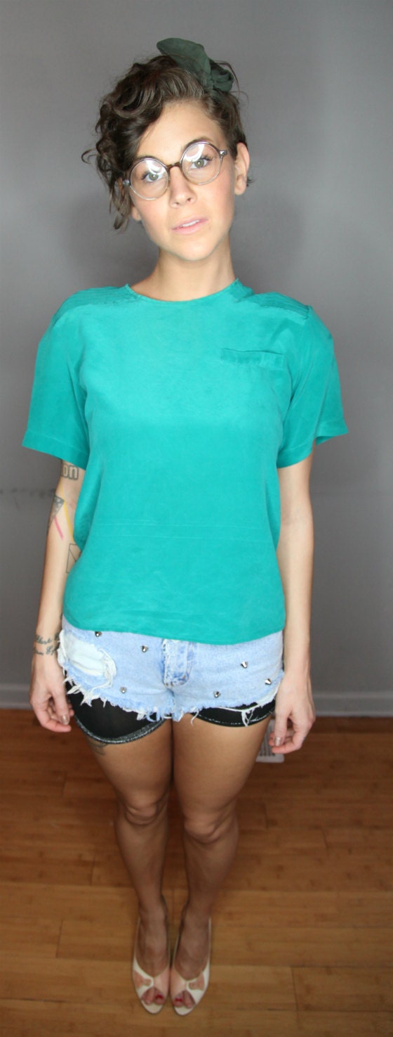 Vintage 100% silk, Aqua, Sofia 80s top, size small
