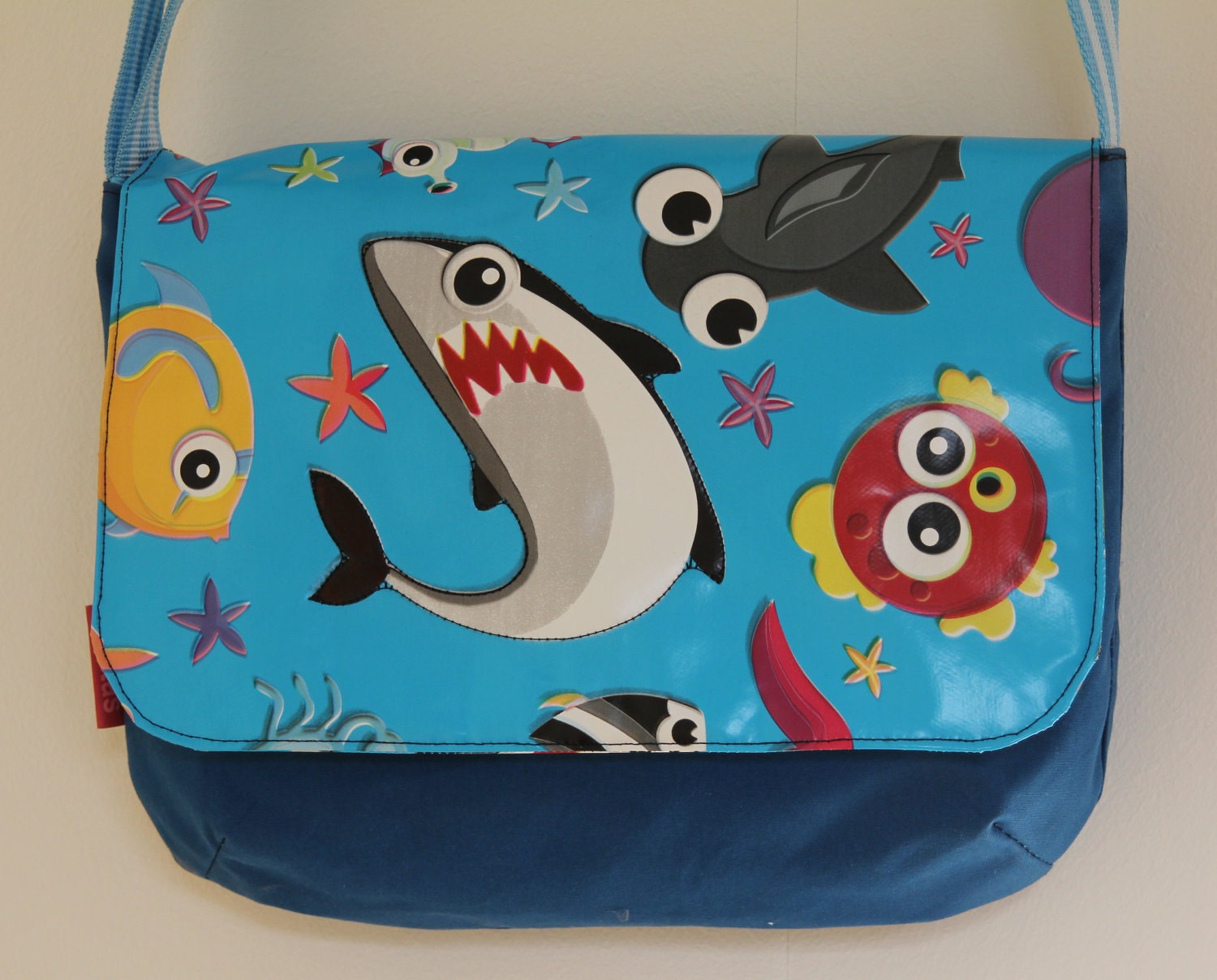 messenger bag for school children: shark