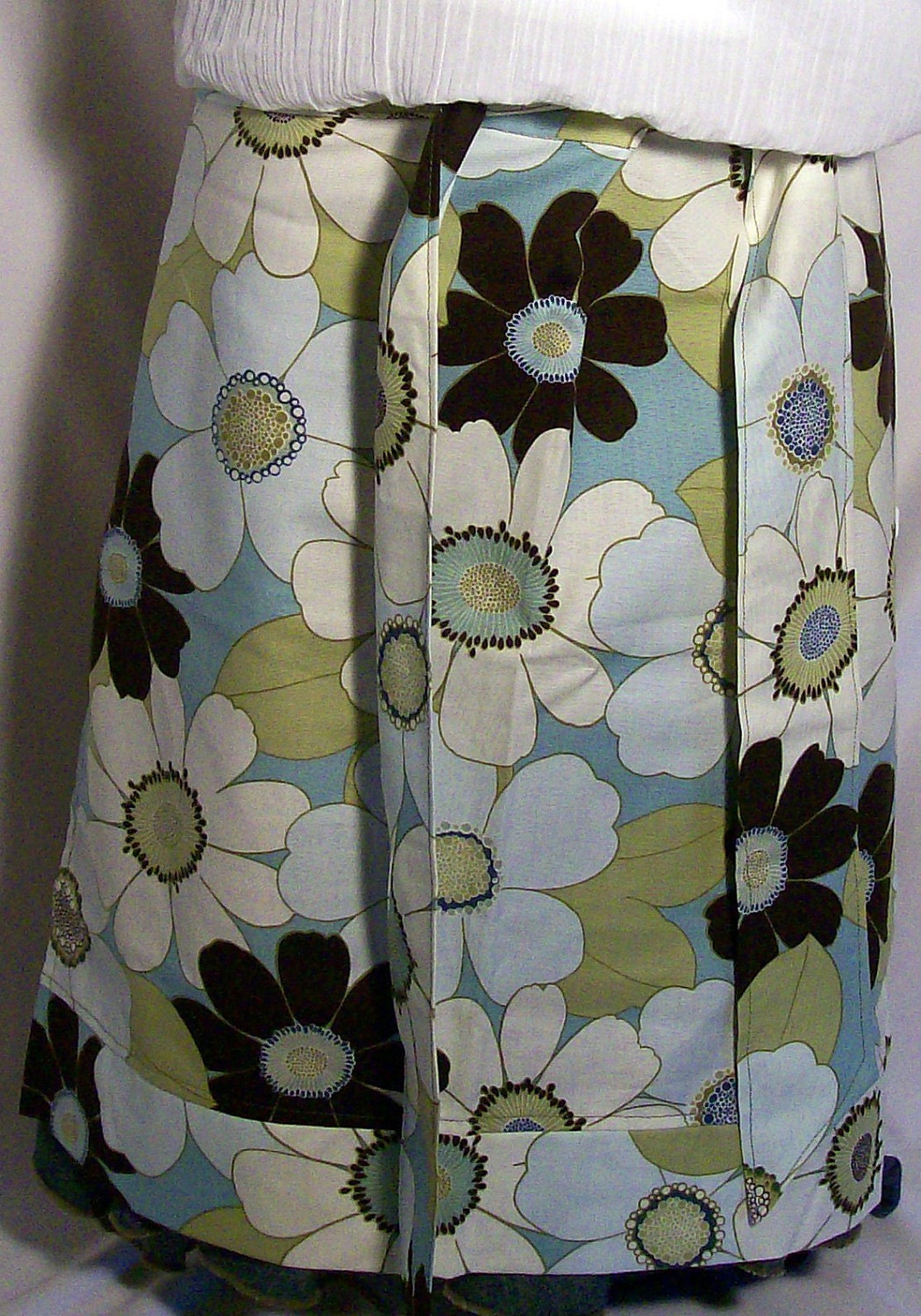 Daisy Hostess Apron