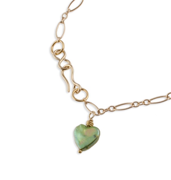 18k Gold Friendship Heart Charm Bracelet Green Cultured Pearl with 14ct Gold Filled Hook Clasp, UK Delivery is FREE