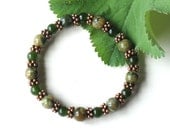Green stone bracelet - beaded stretch bracelet in forest colors